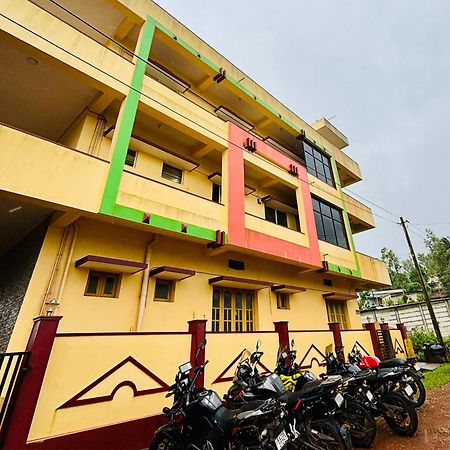 Mungaru Homestay, Talaguppa Sagar  Buitenkant foto