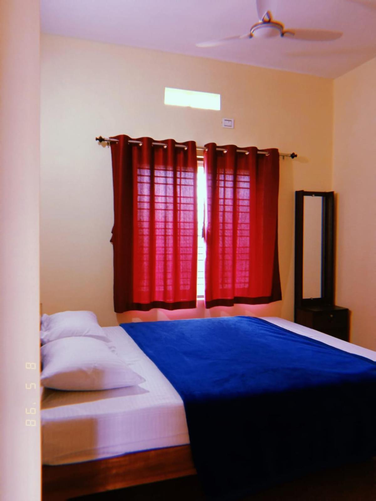 Mungaru Homestay, Talaguppa Sagar  Buitenkant foto