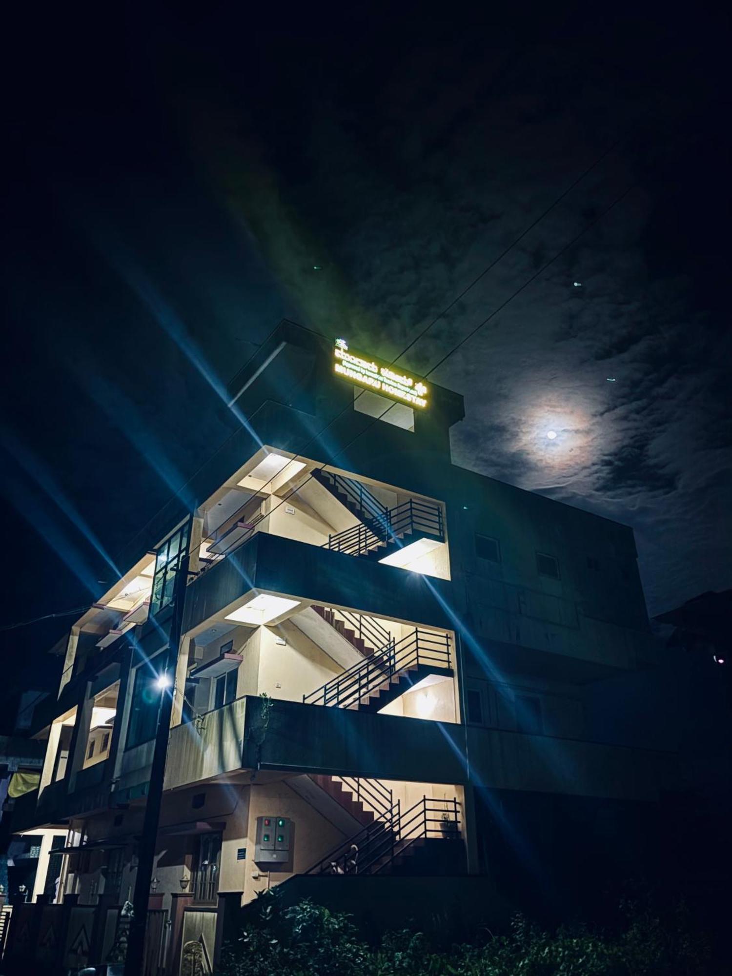 Mungaru Homestay, Talaguppa Sagar  Buitenkant foto