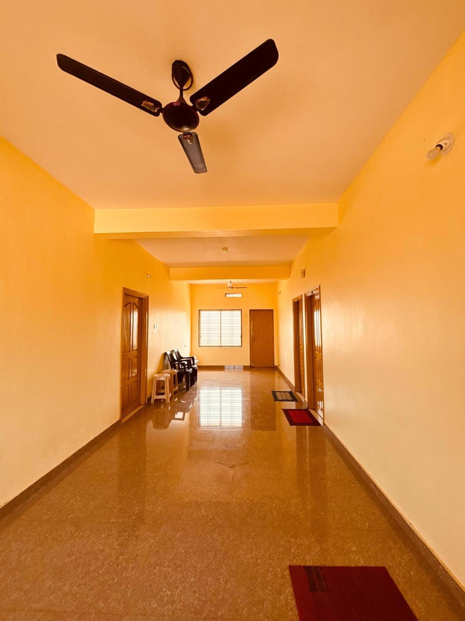 Mungaru Homestay, Talaguppa Sagar  Buitenkant foto